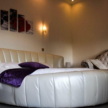 Chateau Nevers Bed & Breakfast Varennes-Vauzelles Eksteriør bilde