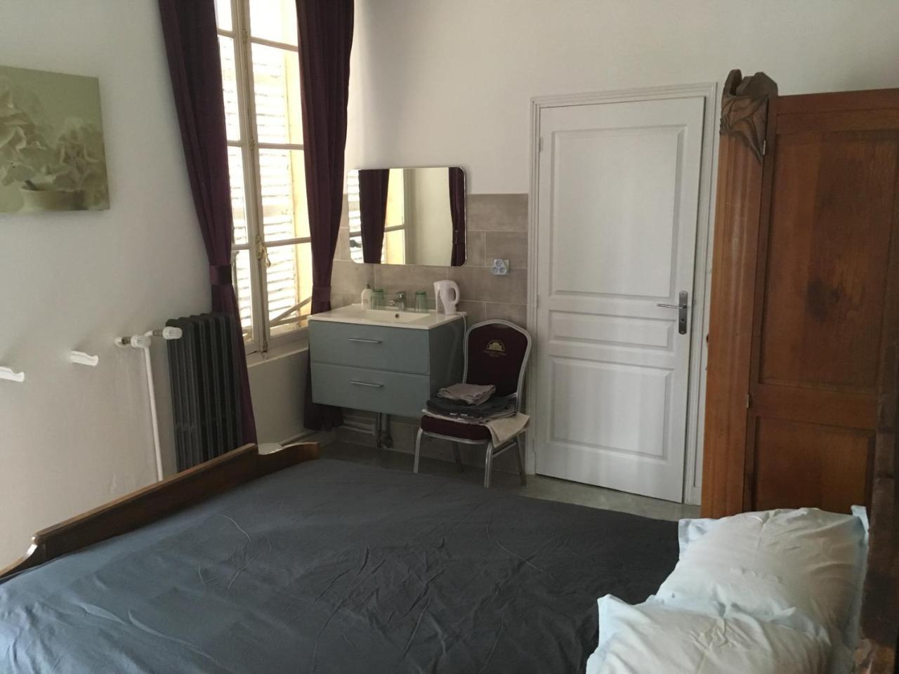 Chateau Nevers Bed & Breakfast Varennes-Vauzelles Rom bilde