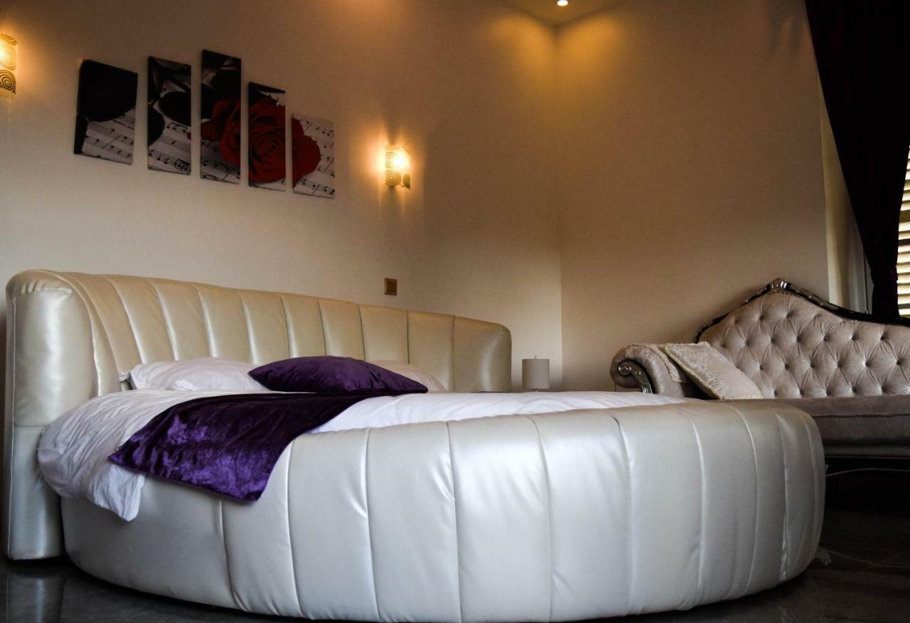 Chateau Nevers Bed & Breakfast Varennes-Vauzelles Eksteriør bilde